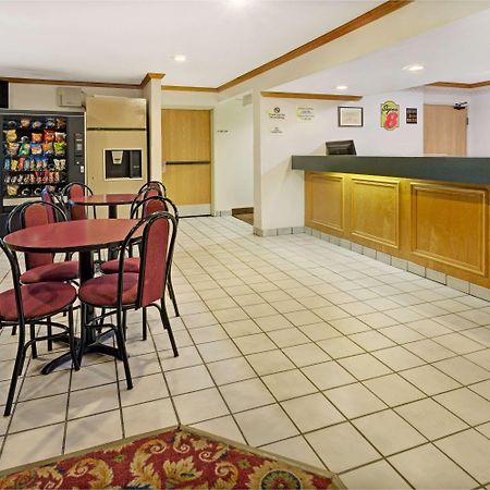 Super 8 By Wyndham Canonsburg/Pittsburgh Area Exteriör bild