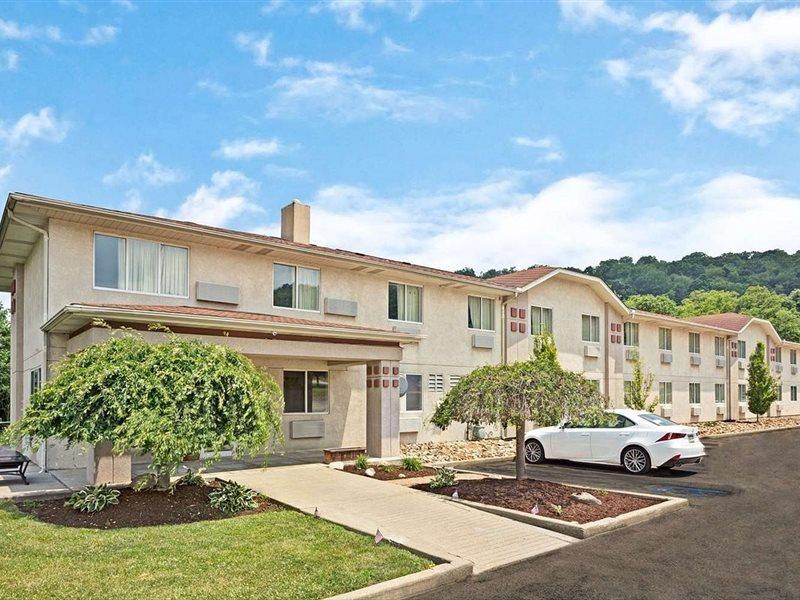 Super 8 By Wyndham Canonsburg/Pittsburgh Area Exteriör bild